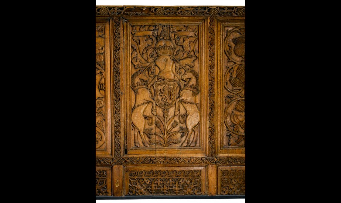 Carved oak panel depicting the Scottish coat of arms.