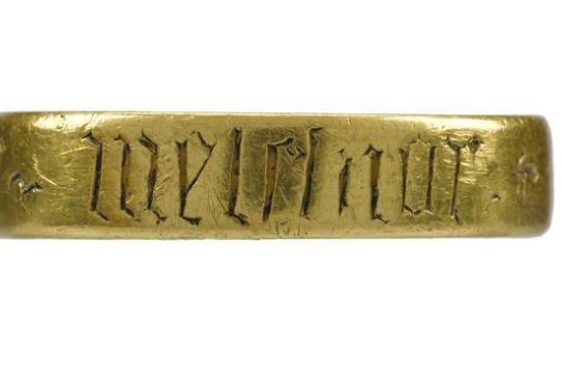 Three views of a gold ring with inscription reading CASPAR, MELCHIOR, BALTAZAR