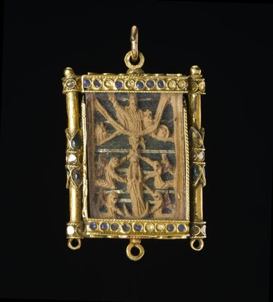 A rectangular jewel for a necklace, without a chain. The square is gold, and the inset is a depiction of the last Judgement.