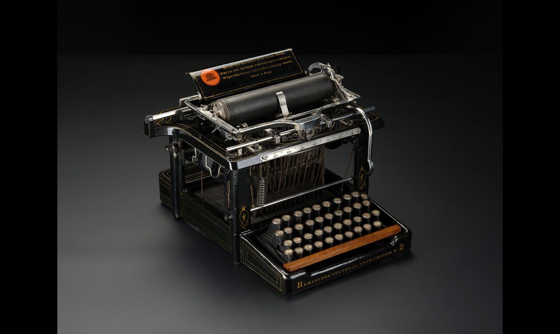 An old-fashioned black typewriter.